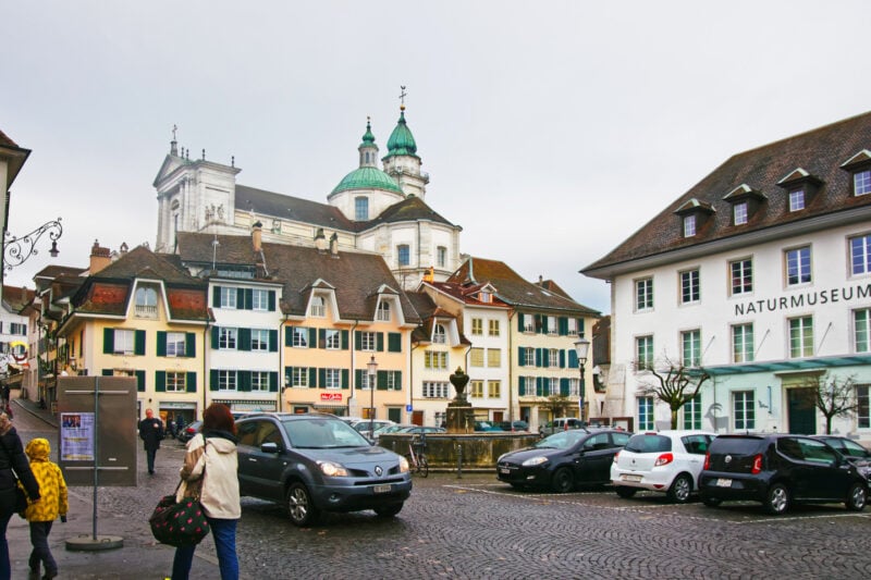 iStock 869909256
