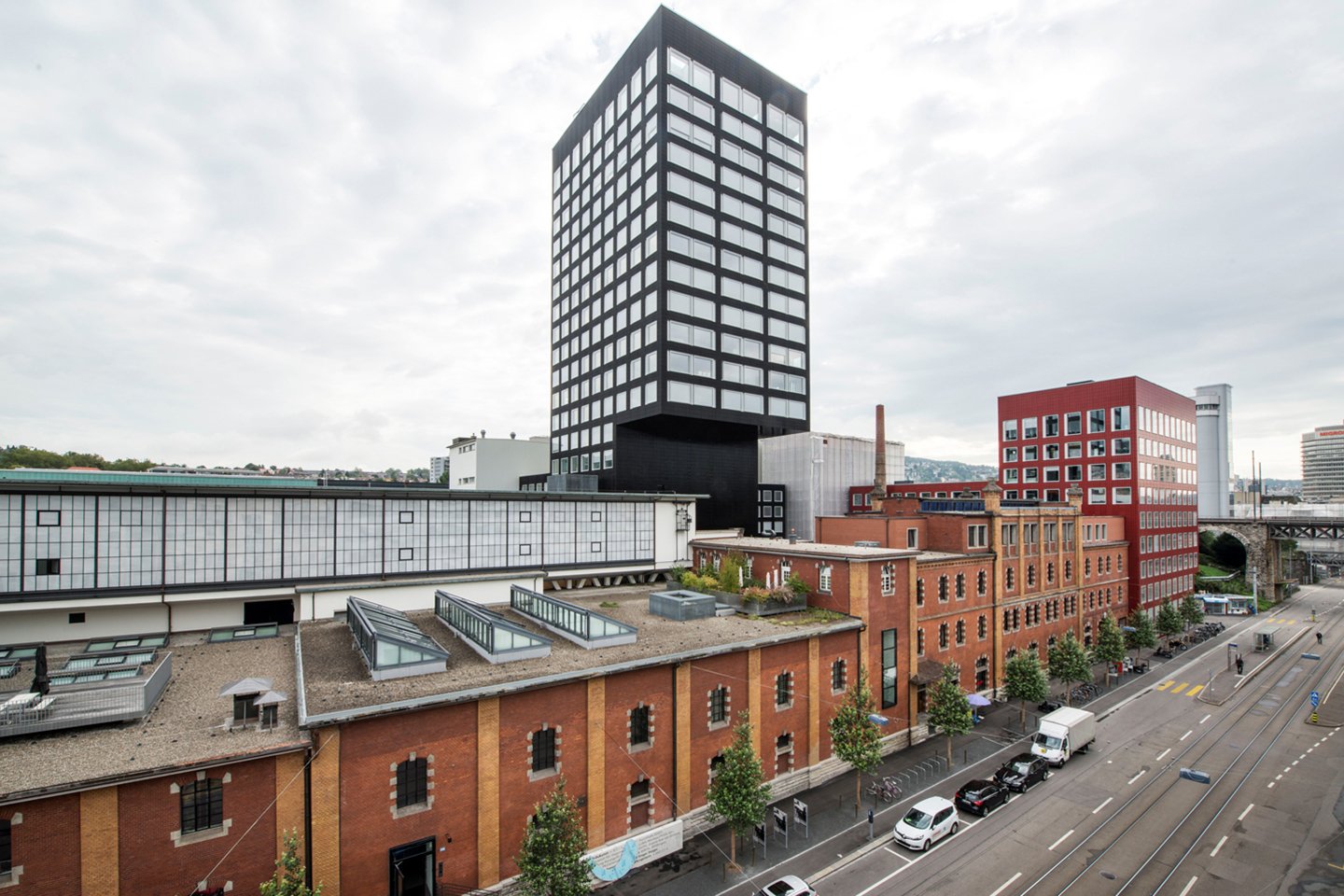 Foxtrail Ikarus Zrich Lwenbru Areal