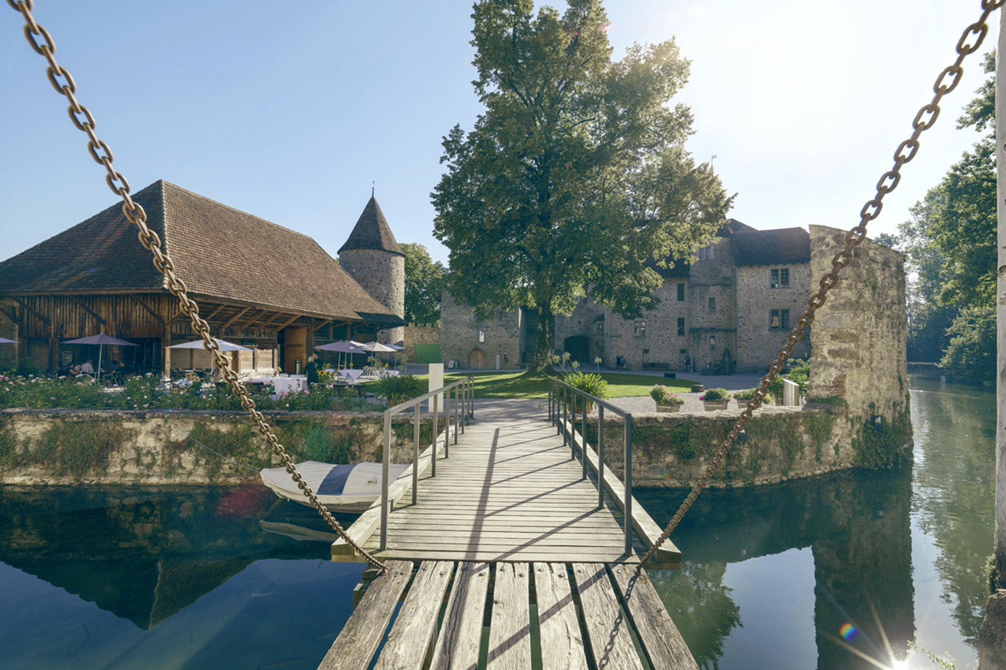 Foxtrail-Schloss-Hallwyl-Aargau-Schlosshof Foxtrail Schloss Hallwyl Aargau Schlosshof