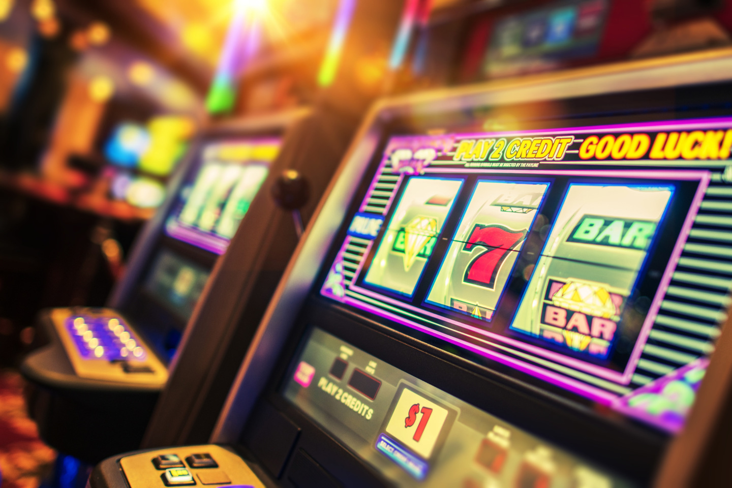 Casino Interior Slot Machines iStock 940290274 3