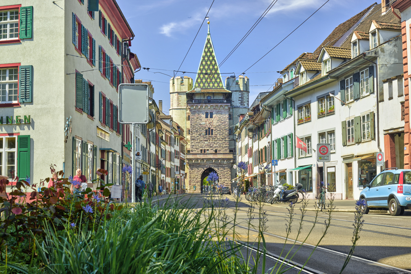 Foxtrail Purple Basel Spalentor 3