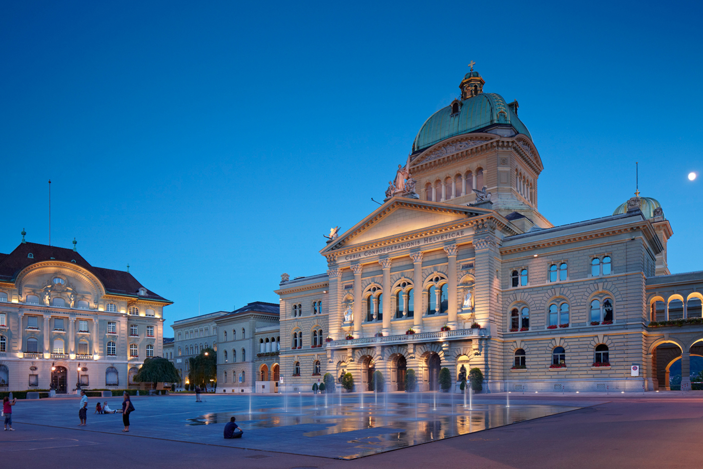Foxtrail Schiefer Bern Bundeshaus Sightseeing Header 73