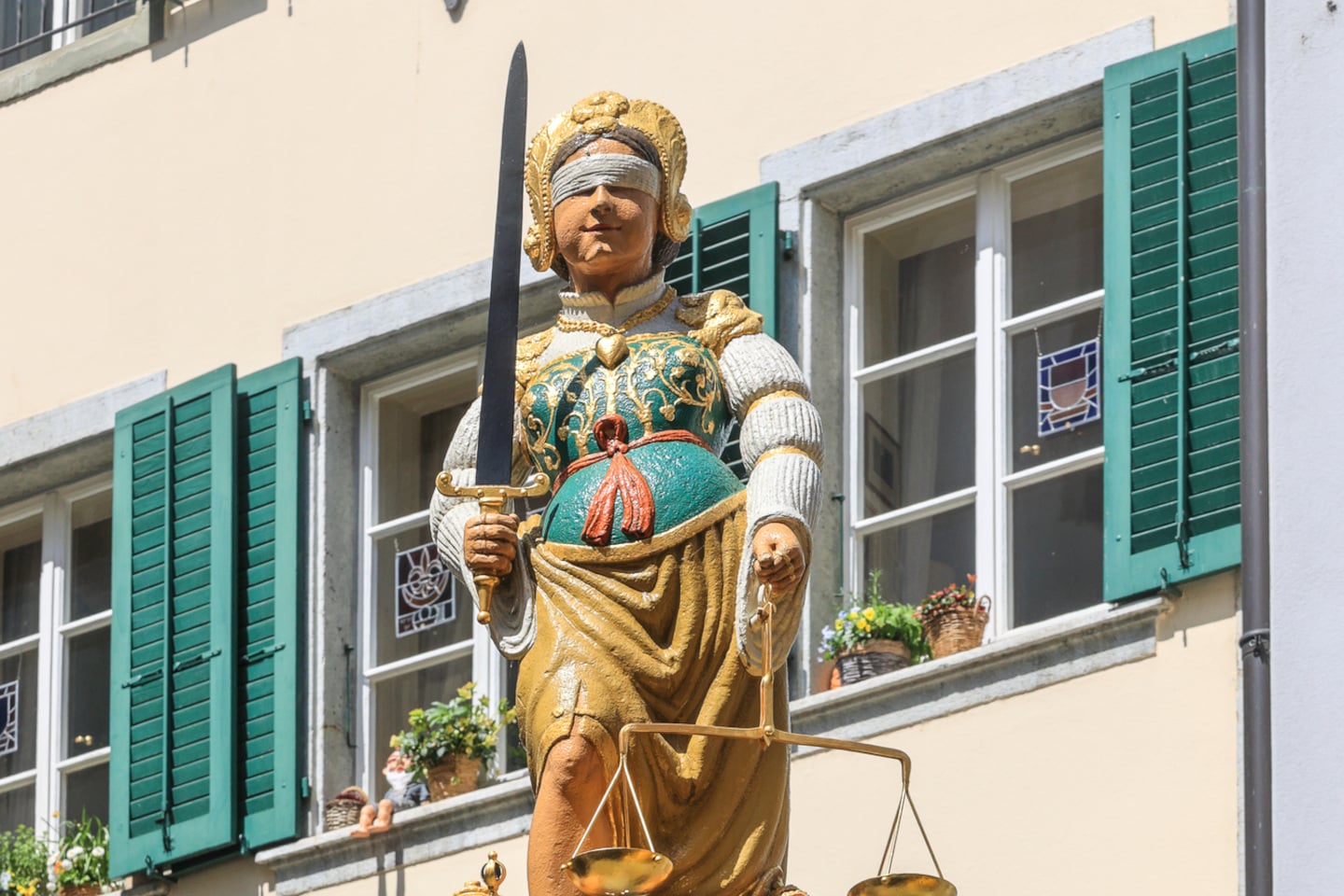 iStock 1486147259 29